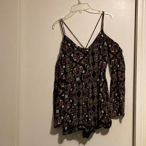 Kendall & Kylie Romper Boho Small Floral Black